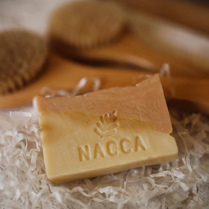 סבון טבעי מוצק ברוש בשילוב חימר אדום